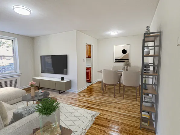 19508 Station Rd APT 1, Flushing, NY 11358