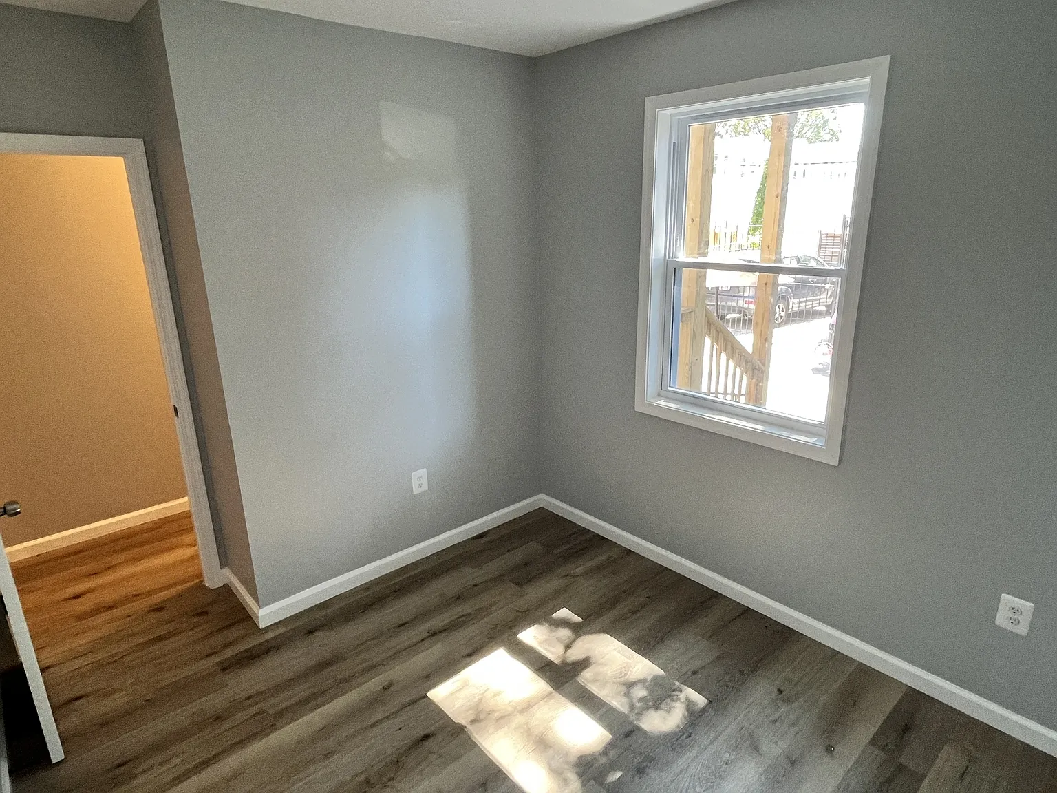 1709 E Street Northeast - 2 — Photo 3