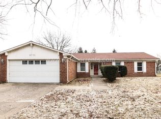 8733 Deer Run Dr, Indianapolis, IN