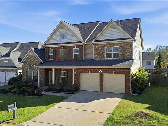 3rd image of 388 Heritage Point Dr