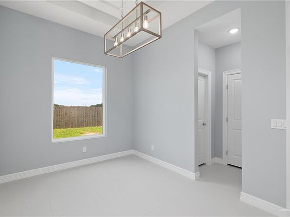 5th image of 1111 Gabriel Dr