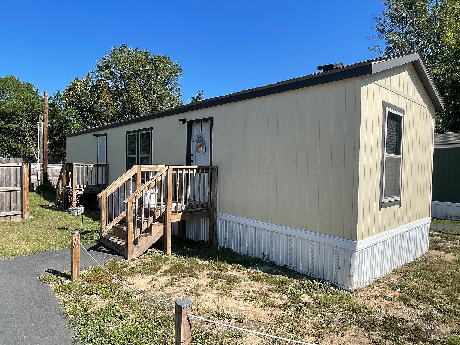 2 bed, 1248 sqft, $1,000 — Photo 1