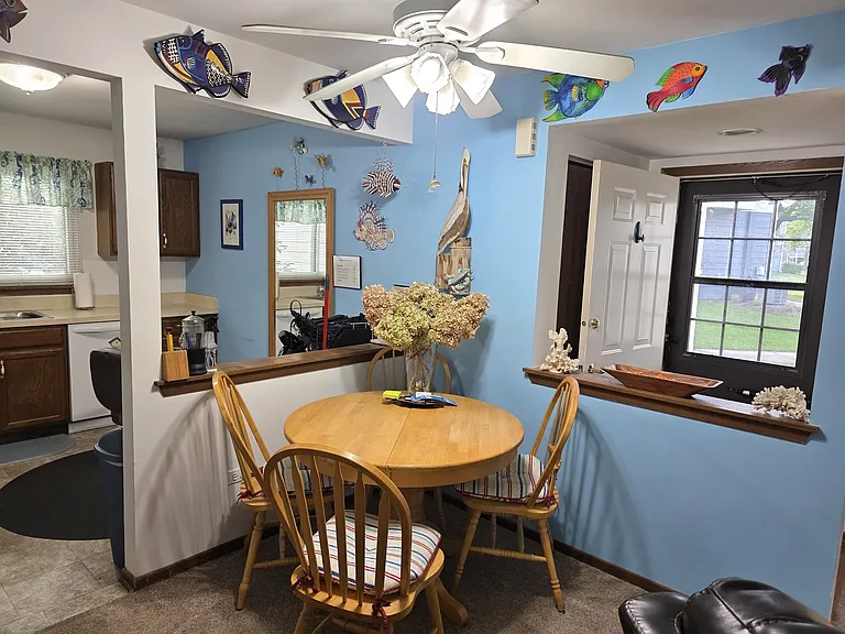 951 Glouchester Cir #0 — Photo 6
