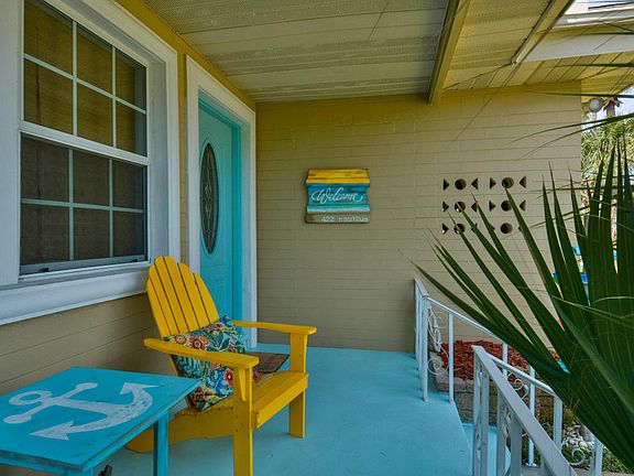 4th image of 422 Nautilus Ave