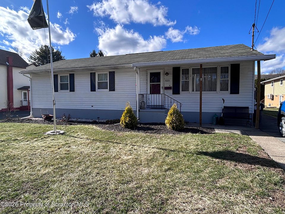 1st image of 925 Lackawanna Ave