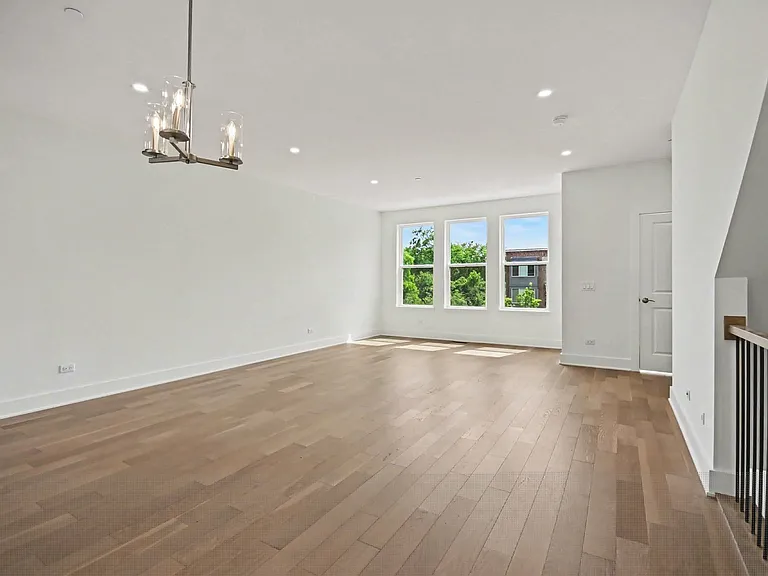 1215 Gateway Ct — Photo 11