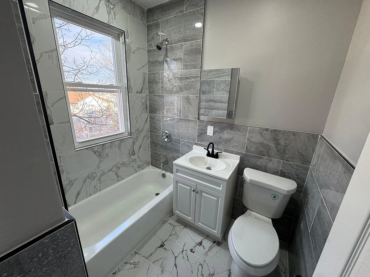 Building Photo - 294 Chadwick Ave #2F
