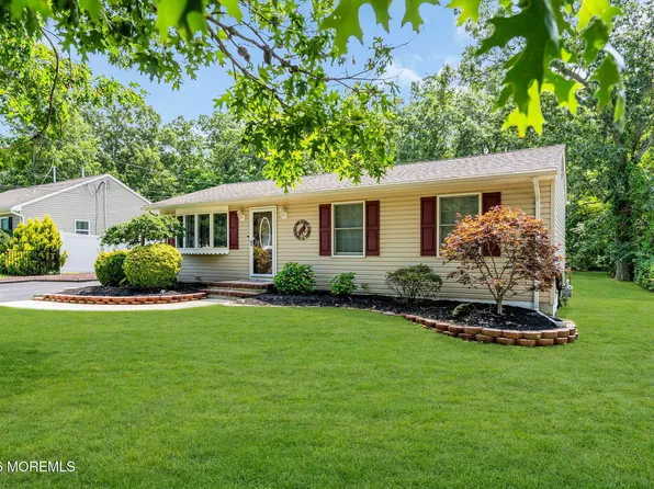 334 Stuart Avenue, Toms River, NJ 08755