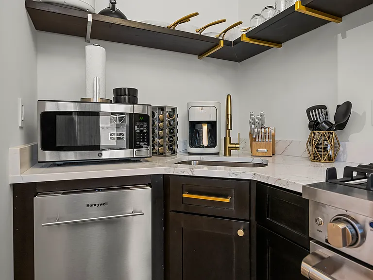 11 Broadway St #201 — Photo 13