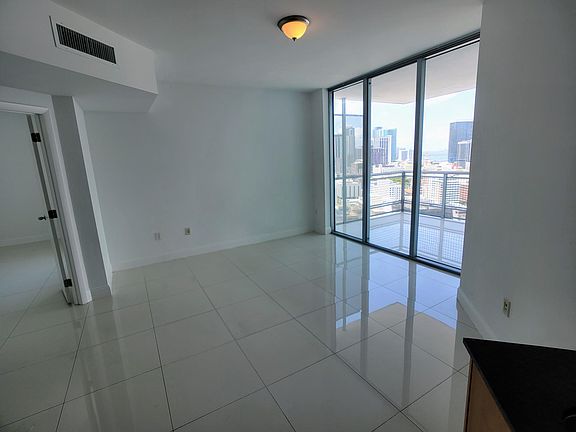 5th image of 3111-350 S Miami Pl #3111