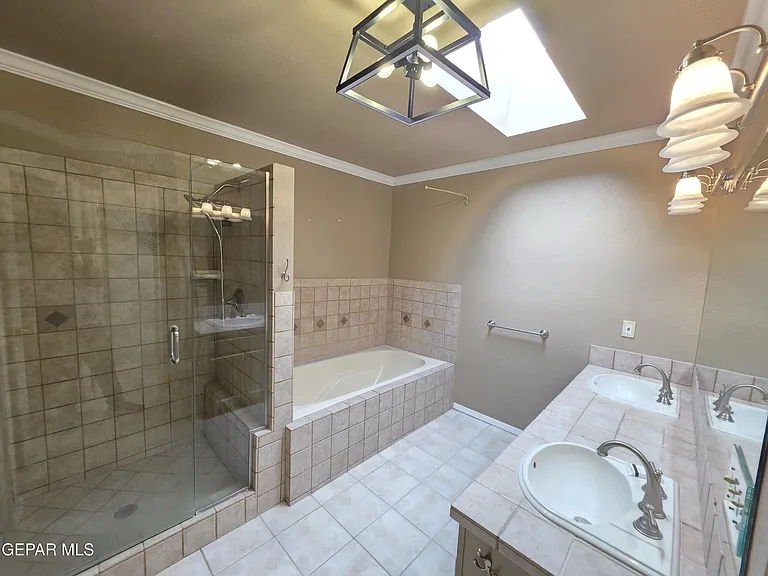 230 Casas Bella Ln — Photo 11