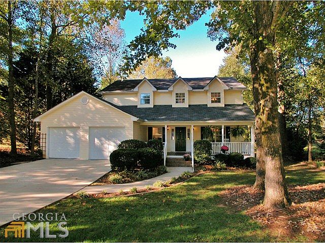 2nd image of 3913 Fieldstone Dr