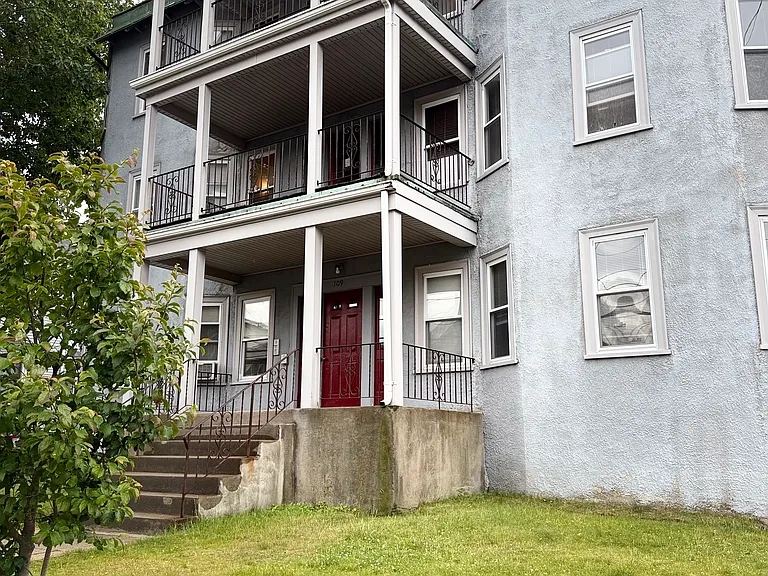 109 Myrtle St #3 — Photo 12