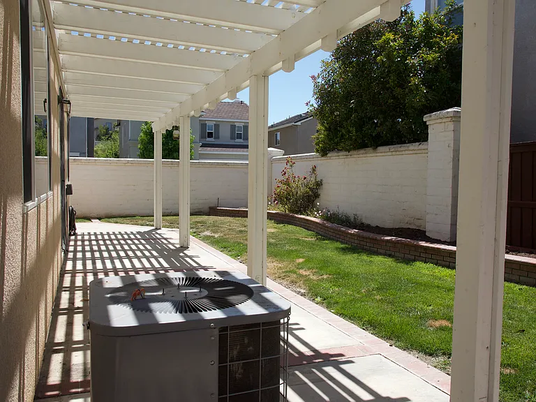 45349 Escalon St — Photo 27