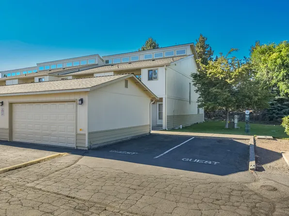 1050 NE Butler Market Rd APT 47, Bend, OR 97701