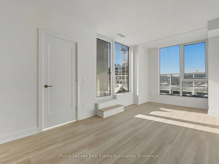 25 Cordova Ave #512 — Photo 4