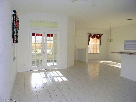 2nd image of 3325 Michener Pl