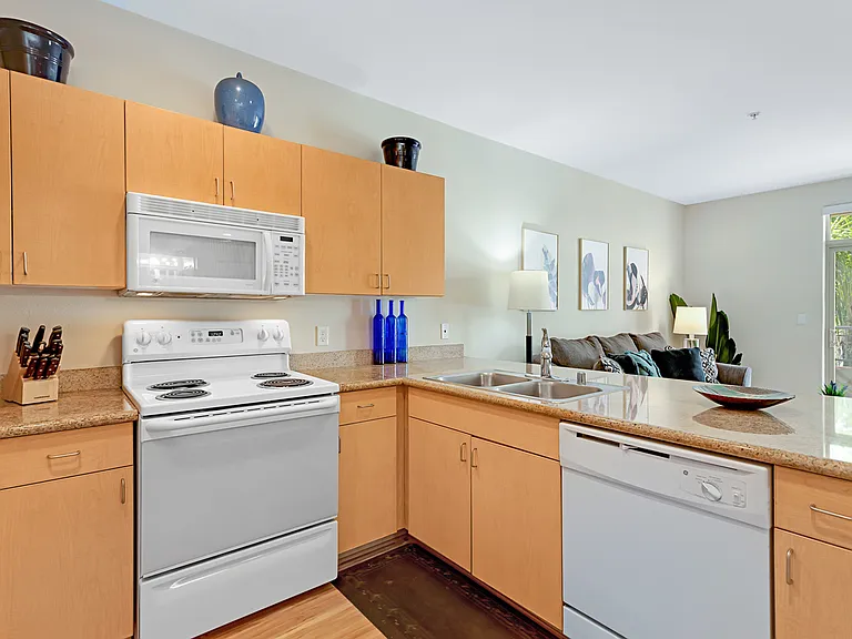 1501 Front St #431 — Photo 6