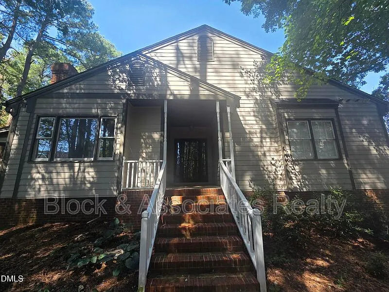 2 bed, 2.0 bath, 1200 sqft, $1,750 — Photo 1