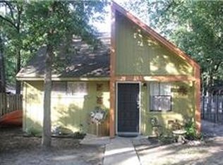 26609 Orchid Ct, Huntsville, TX 77320