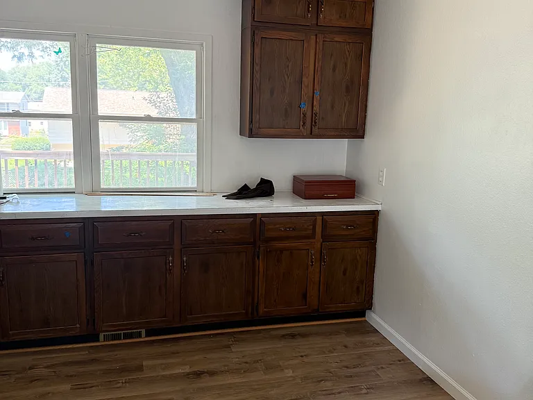 8513 Horton Ave — Photo 9