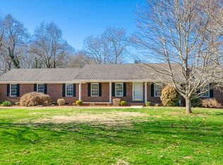 502 Golf Club Rd, McMinnville, TN 37110