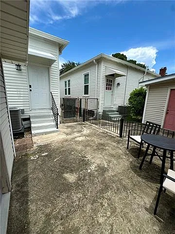 4732 Perrier St — Photo 14