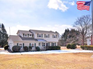207 Flag Swamp Rd, Southbury, CT 06488
