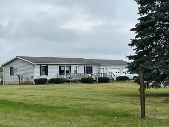 3740 W Noble St, Wolflake, IN 46796