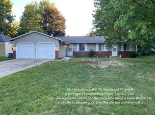 5861 Ridgebrook Dr SE #5861, Grand Rapids, MI 49508