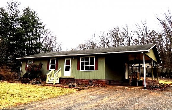 1st image of 256 Hidden Valley Dr