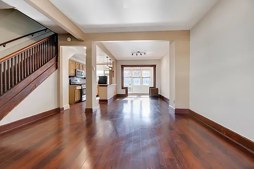 1409 Orren St NE Photo 1