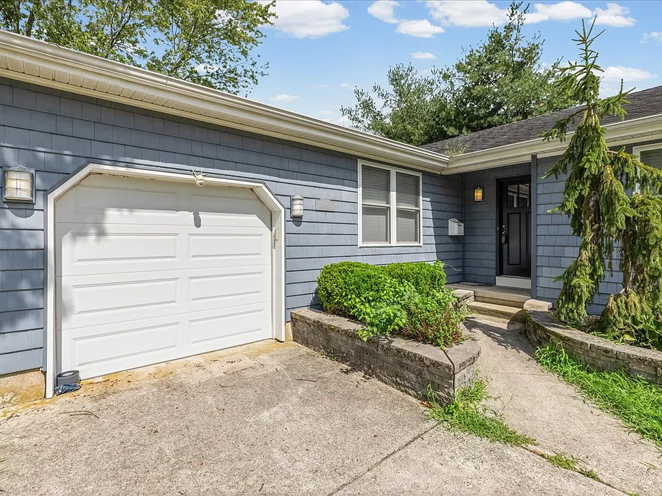 11 Fifield Ave