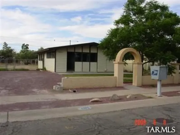 2025 E Silvosa St, Tucson, AZ 85713