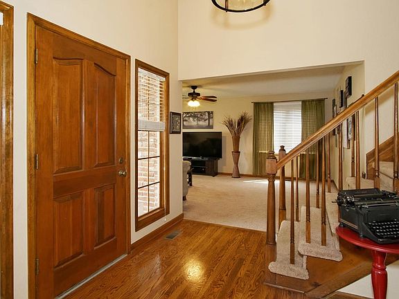 2nd image of 5525 S Olathe Ln