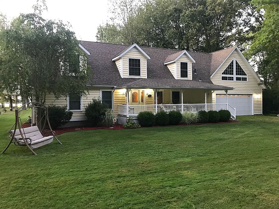 1st image of 423 Ash Ave