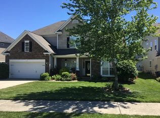 1529 Squirrel Lake Ct, Matthews, NC 28105