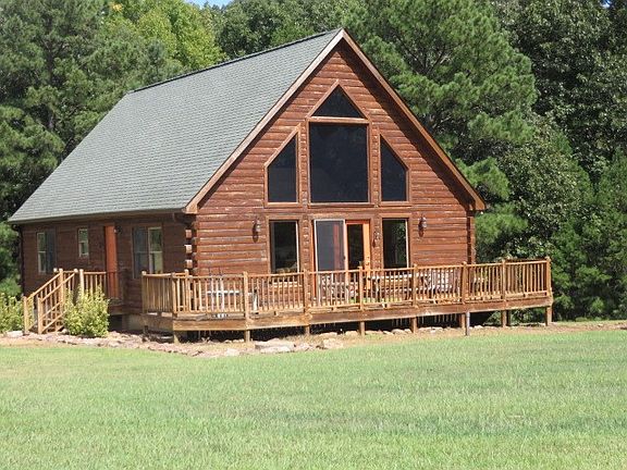 2nd image of 3 Lakeland Dr