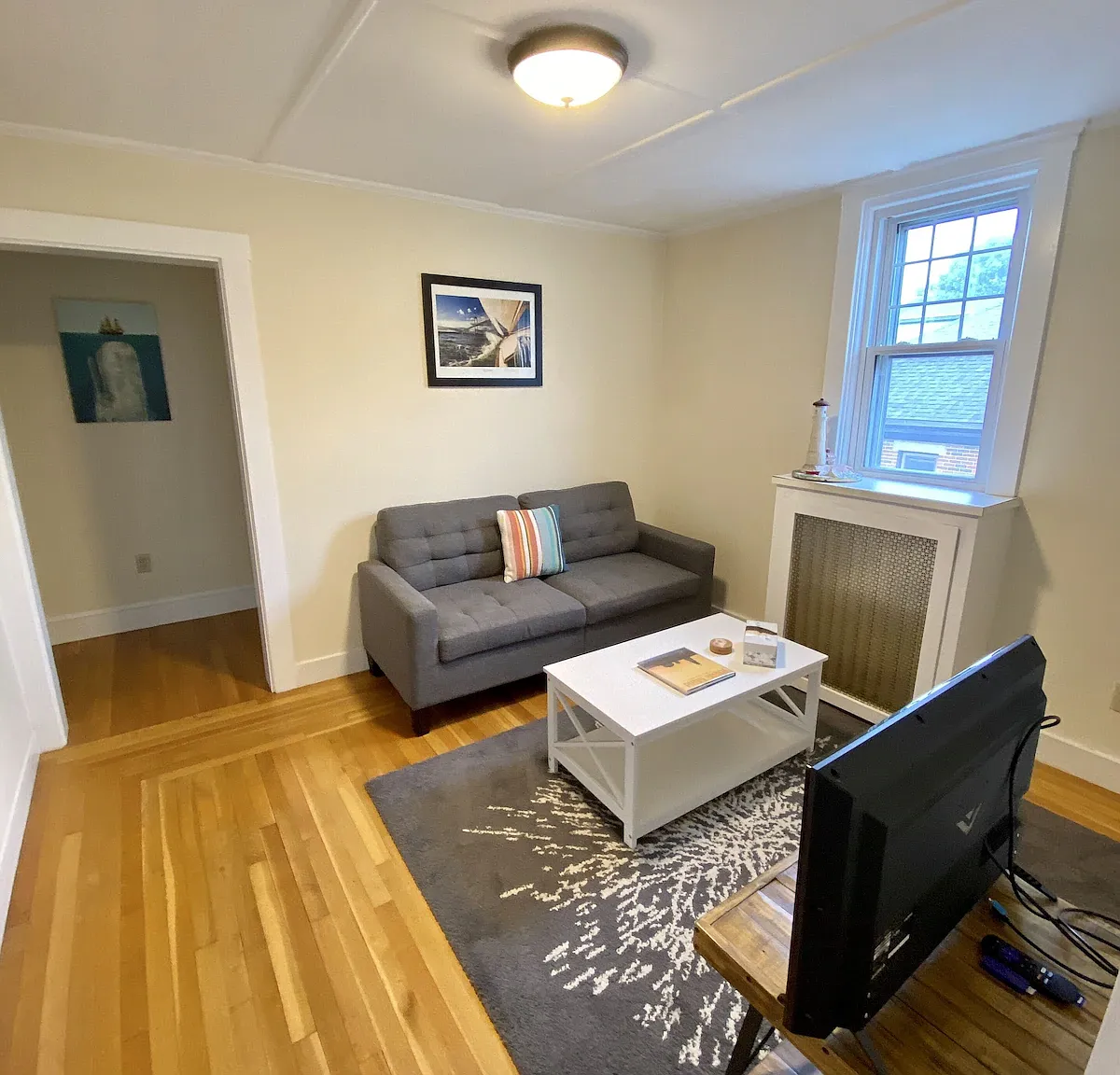 8 Morton Ave — Photo 3