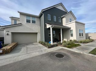 27664 Ridgeline Pl, Valencia, CA 91381