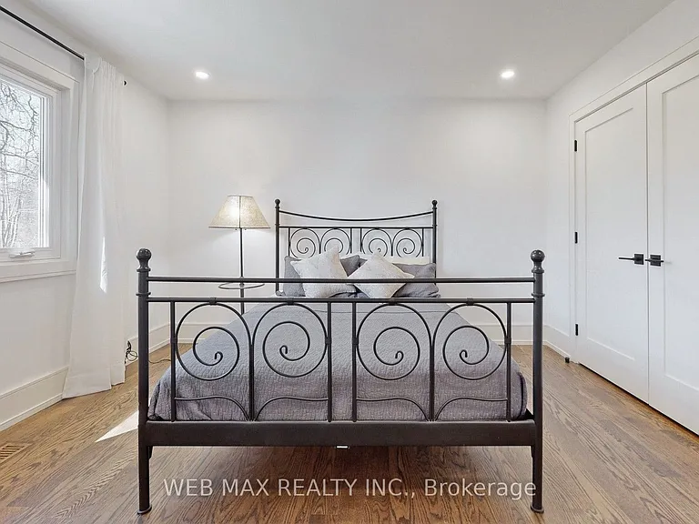 54 Fairmeadow Ave — Photo 23