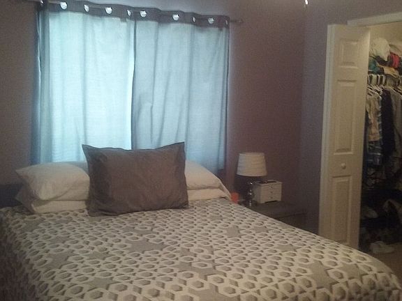 Master BR + walk-in % bath