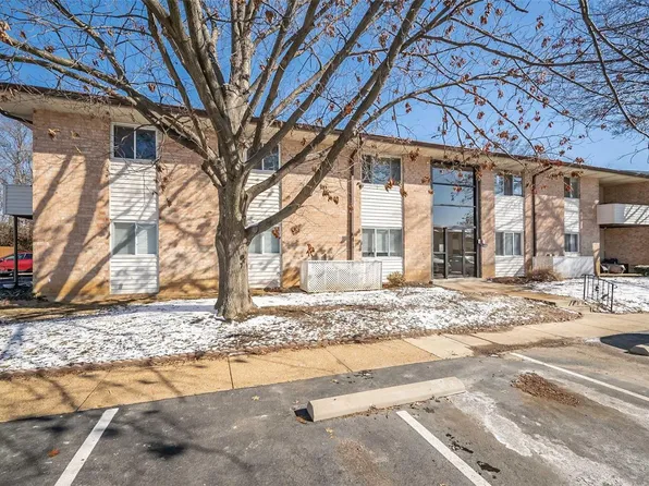 10135 Sakura Dr APT D, Saint Louis, MO 63128