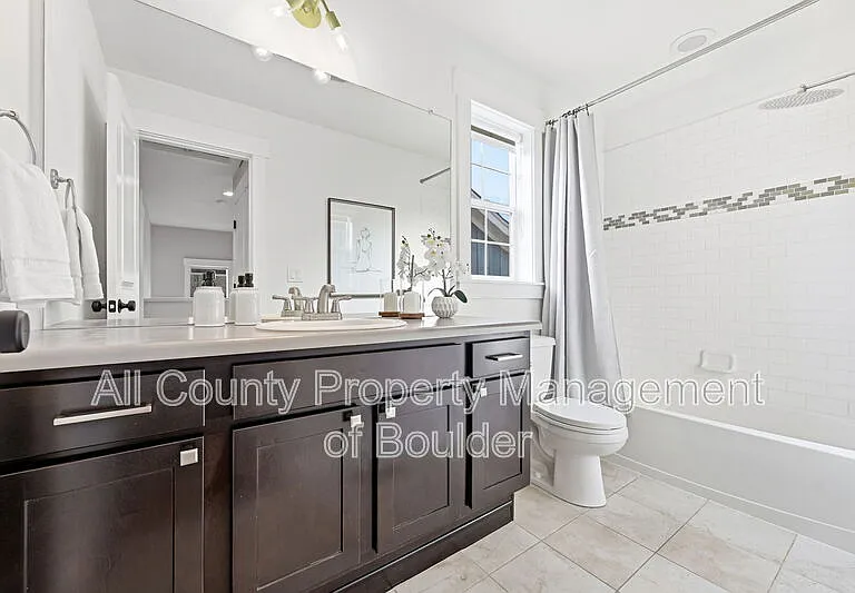 2823 Clear Creek Ln — Photo 28