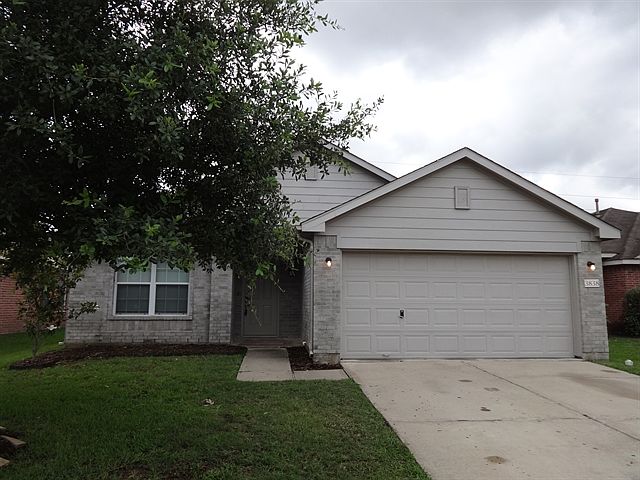 1st image of 3838 Pebble Garden Ln