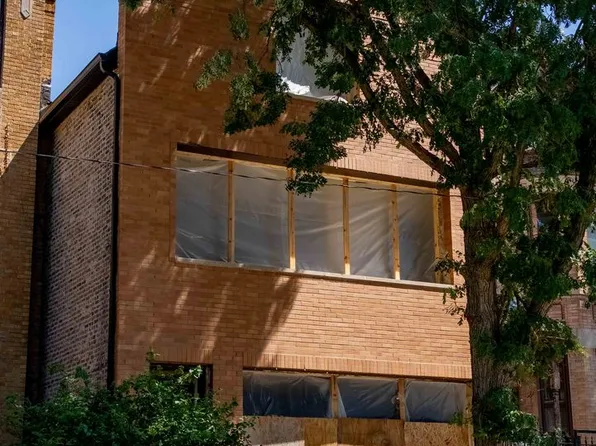 1934 W Superior St, Chicago, IL 60622