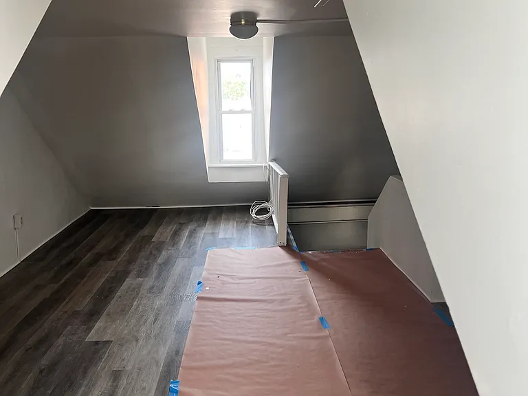 upstairs flex space