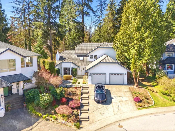 4063 Shone Rd, North Vancouver, BC V7G 2N4