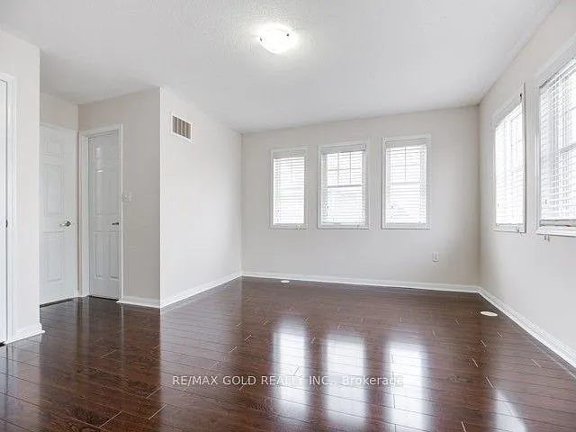 19 Portsdown Rd — Photo 4