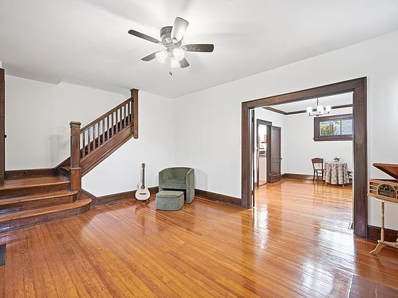 4th image of 1308 Holman Ave